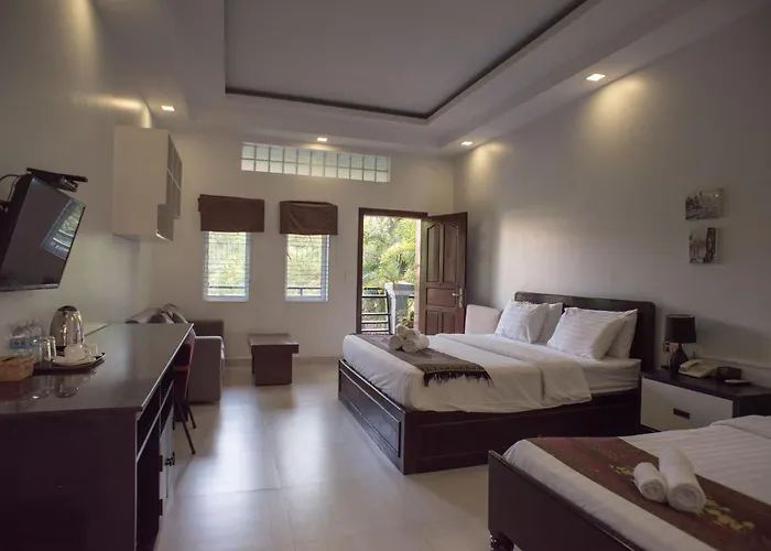 Hotel The Local Time Village 3*