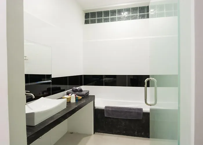 The Local Time Village Hotel 3*